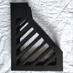 3/$15 🌸 2.25" Magazine Rack